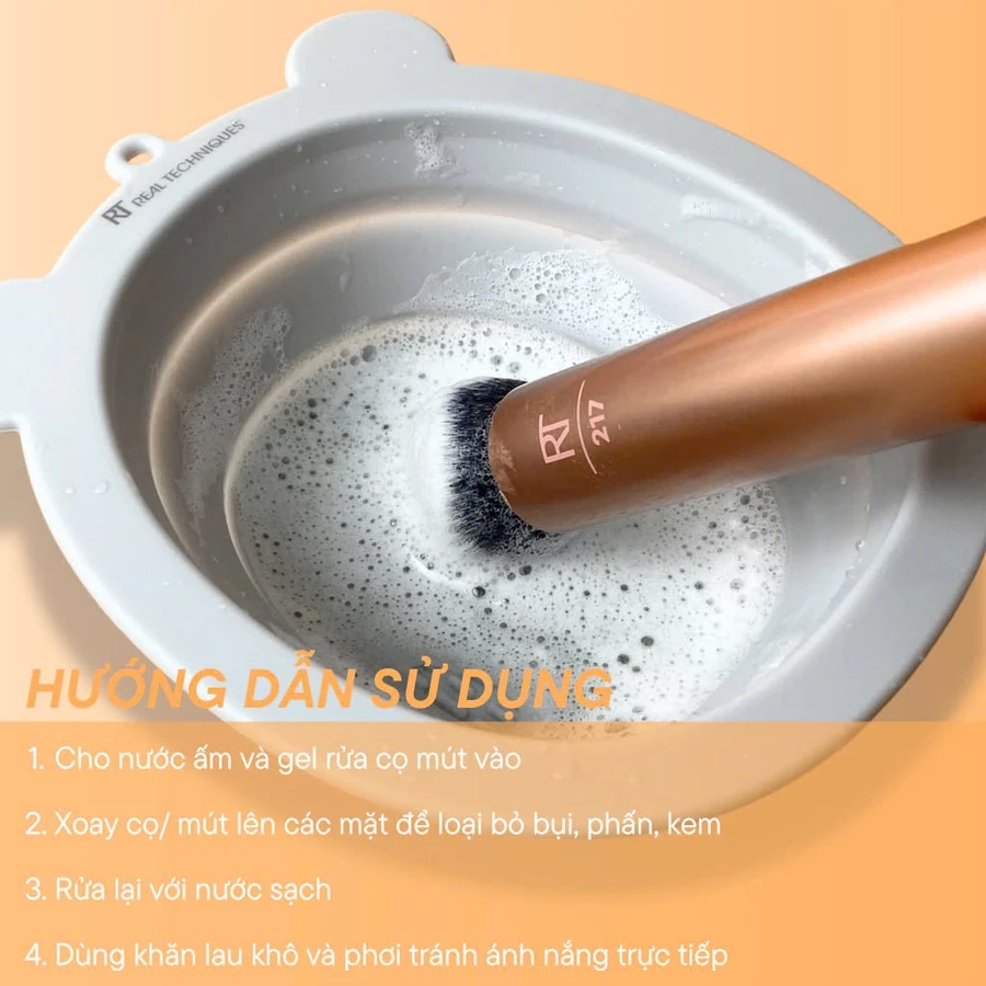 Bát Silicone Vệ Sinh Cọ Trang Điểm RT Real Techniques RTBAT01